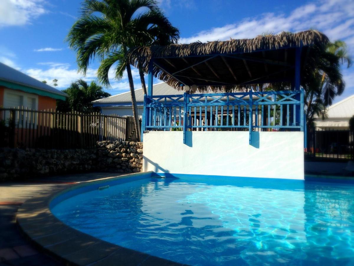 Bungalow La Papaye Bleue Residence Acces Piscine & Plage Saint-Francois  Kültér fotó