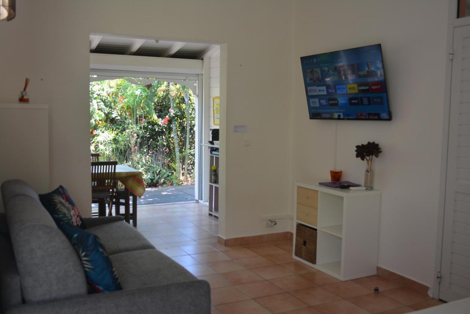Bungalow La Papaye Bleue Residence Acces Piscine & Plage Saint-Francois  Kültér fotó